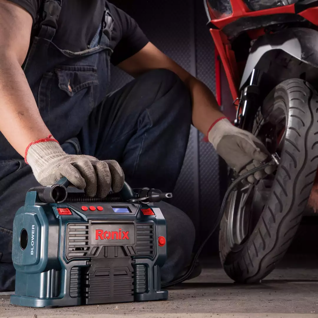 مدل : RH-4261
                            
                                
                            
                            (2.5)
                        
                        مینی کمپرسور باد سه کاره دیجیتال فندکی و برق شهری_68c9a1409fcde.webp